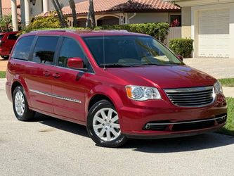 2016 Chrysler Town & Country