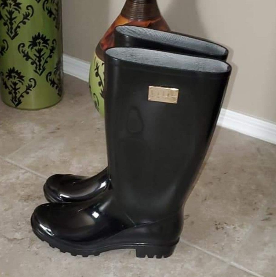 Nicole Miller Rain Boots Size 8