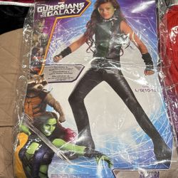 Halloween Costumes 