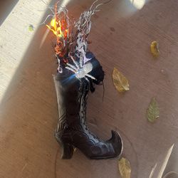 Witch Shoes Decor