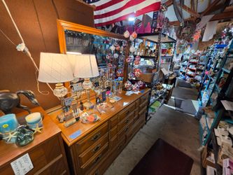 I like BIG SALES and I cannot lie!
Friday thru Sunday 11 to 4
October 9, 10, 11