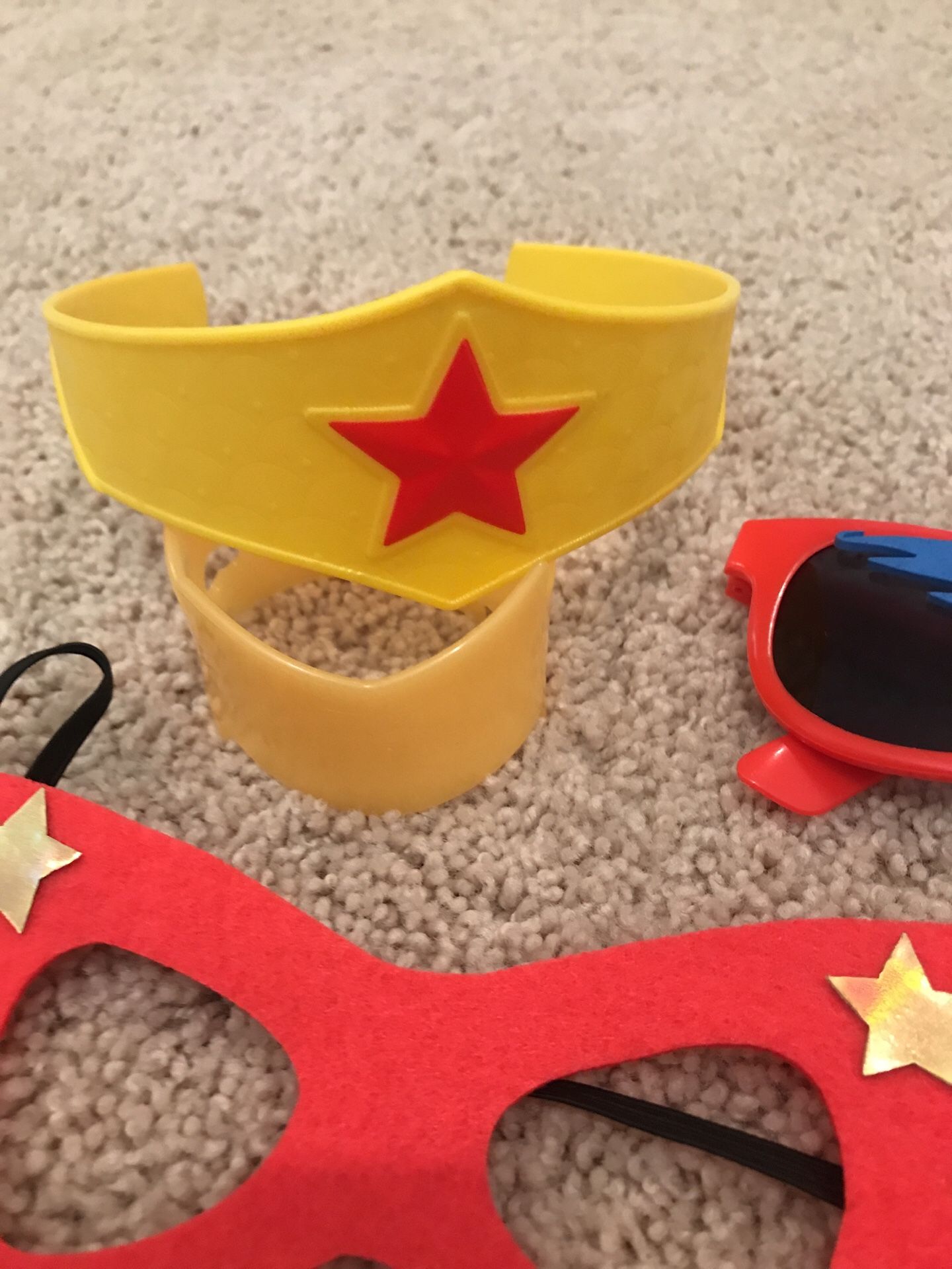 Superhero misc items