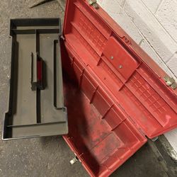Large Tool Box With Tray!