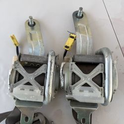 GMC Sierra Chevy Silverado Seatbelt 