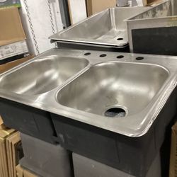 Double Kitchen Sinks