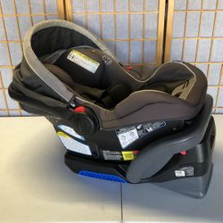 Graco Infant Car Seat And Base