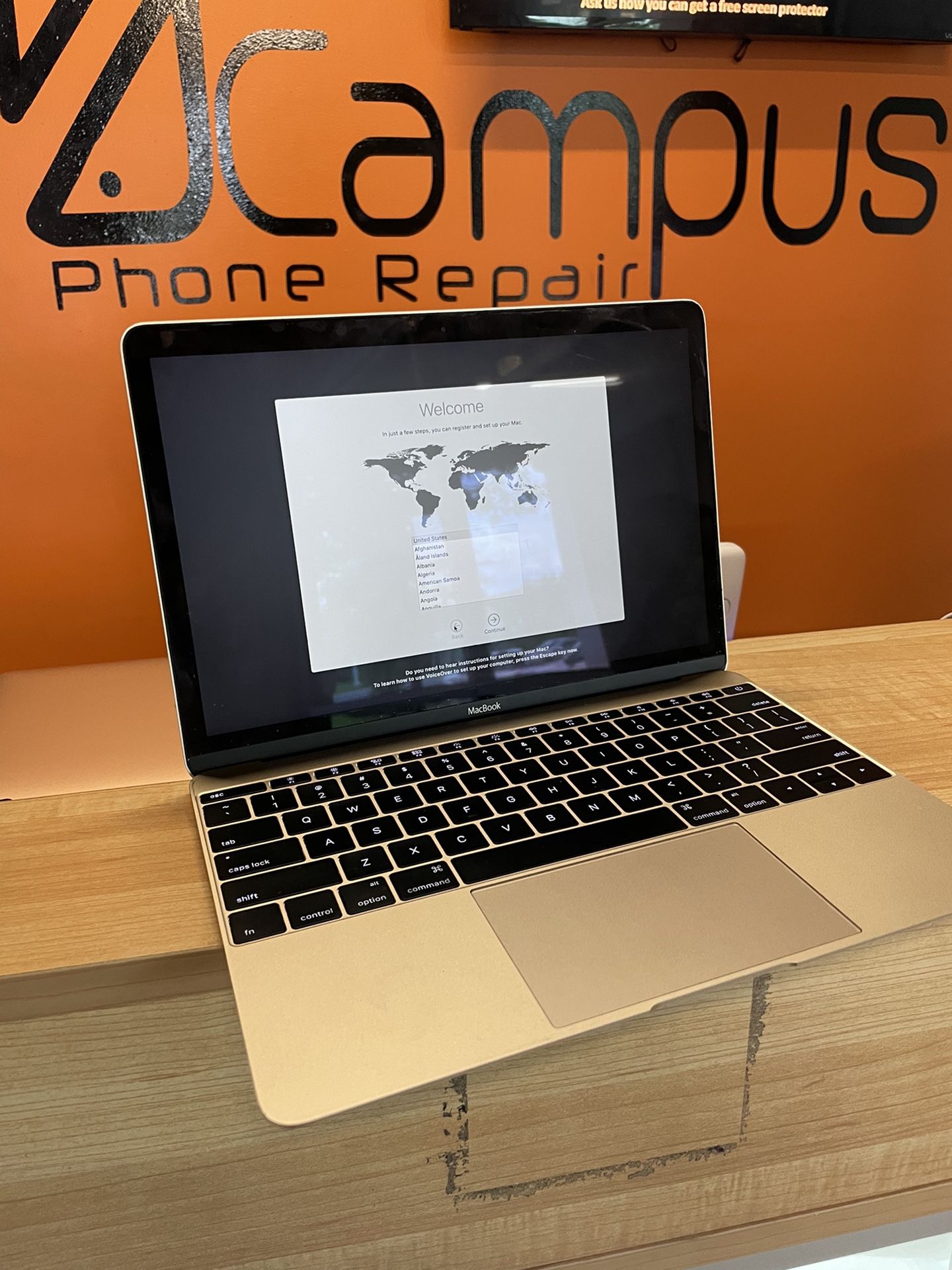 Gold MacBook 12” 2015