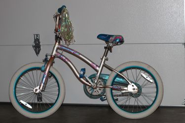 Girls Kent Mischief Bicycle New Condition