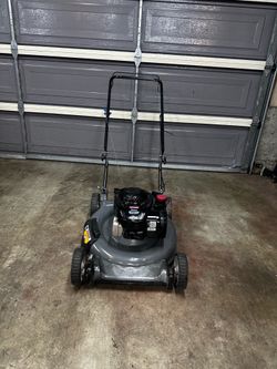 Craftsman mower lawnmower