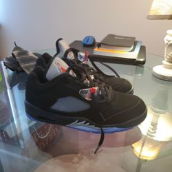 Brand new Jordan golf shoes size 9!