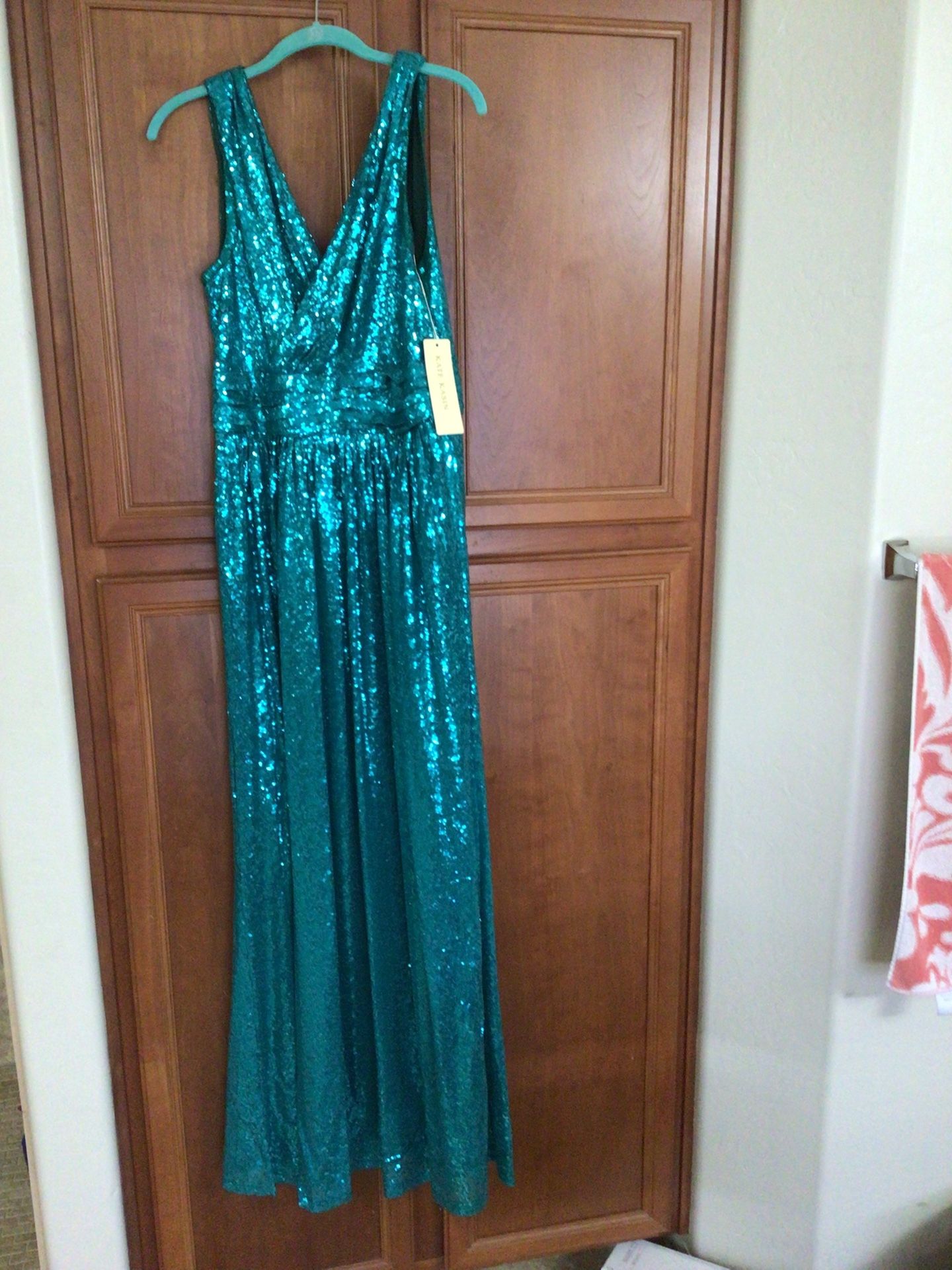 Beautiful Prom/Formal gown - Brand New w/tag