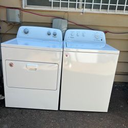 Whirlpool washer and dryer in excellent condition💦