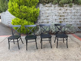 Set of 4 chairs