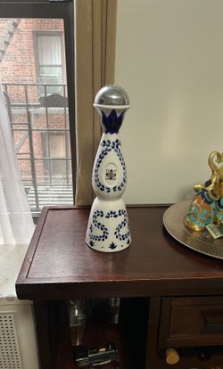 Claze Azul Empty Bottle