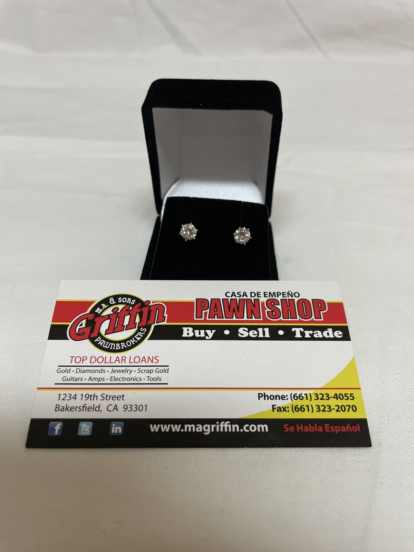 14KWG 0.80CTW Diamond Stud Earrings