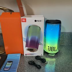 PULSE5 JBL speaker
