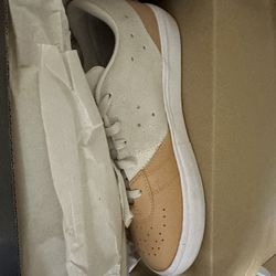 New Jordan’s Size 8 Men