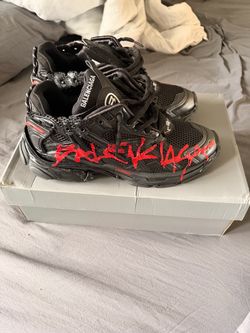 Balenciaga Tracks