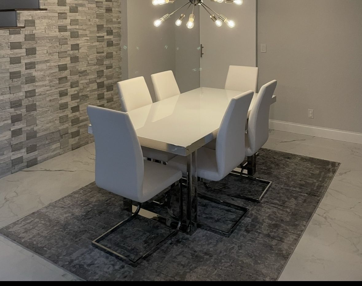 White Glass Rectangular Table
