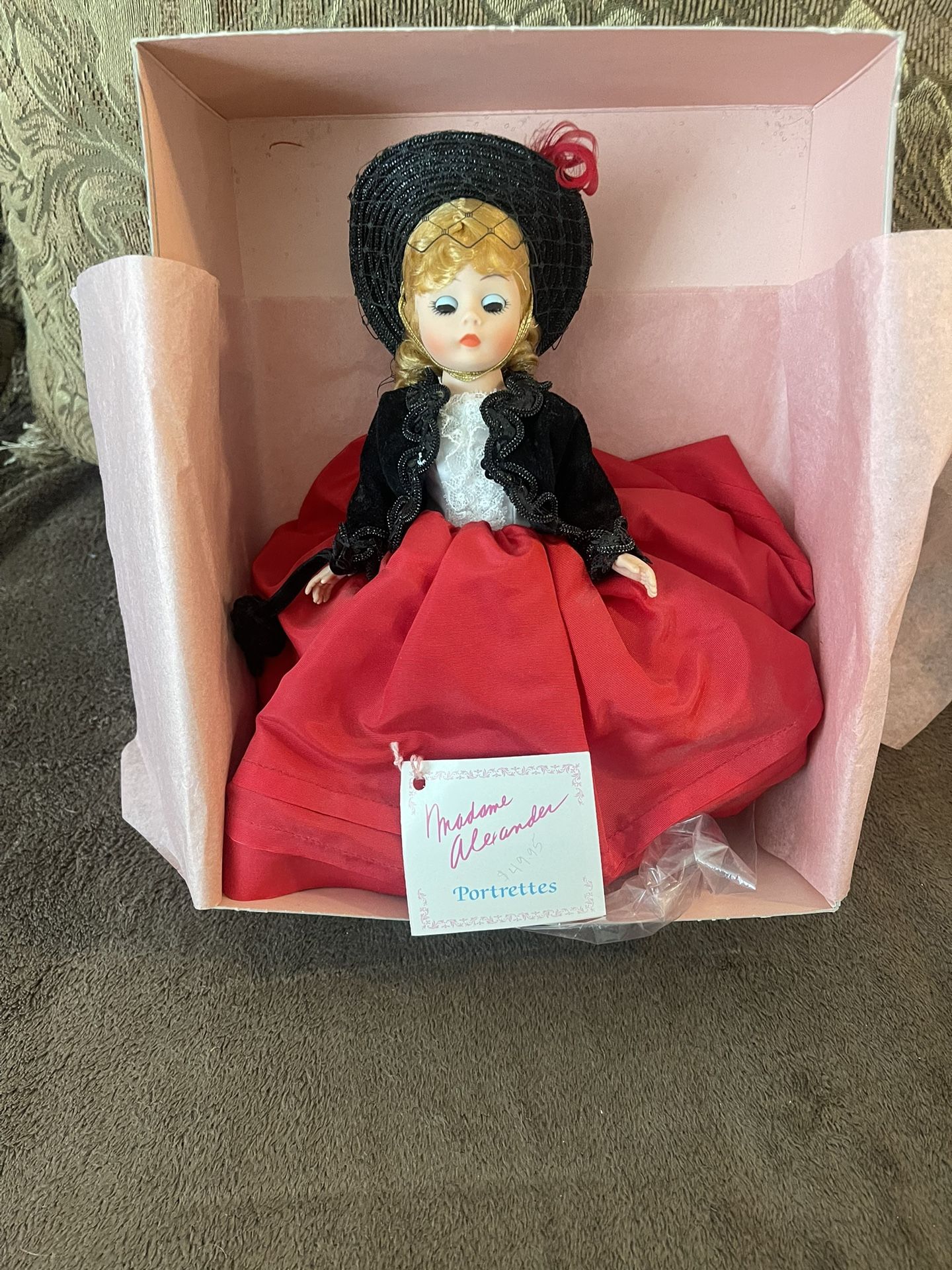 Cissette "Lily" Portrettes Collection 9" #1114 Madame Alexander Box And Tag