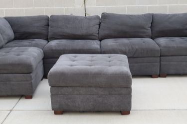 Thomasville Tisdale Modular Sectional Dark Gray with Storage Ottoman