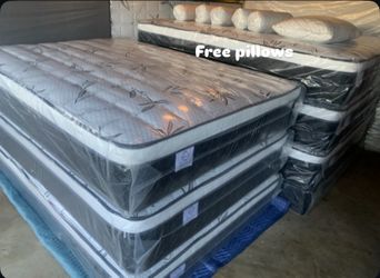 ✨Mattress Pillow Top✨ 🛏️Free 2 pillows 🔸12” inches tall 🔹All sizes  🟠Queen sizes $199 🟡Full sizes $180  🟢Twin sizes $150 🔵Cal king $330 🟣E. Ki
