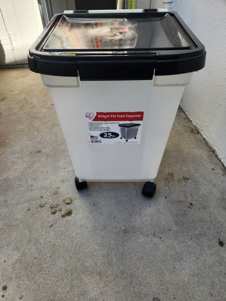 Airtight Dog Food Storage Container
