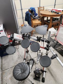 Electric drums set