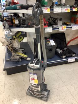 Shark Nagivator Lift-Away Vacuum Cleaner 