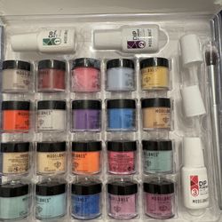 New 20pcs dip powder set.if posted it’s available.only msg for pick up
