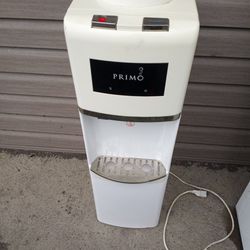 Primo Water Despenser (5 Gallons)