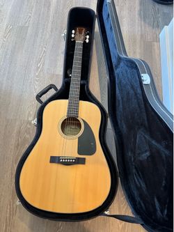 Fender CD-60 Dreadnought with Case