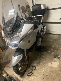 BMW Maxi Scooter with Top Case