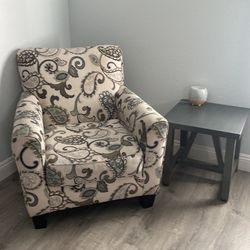 Chair and coffe table