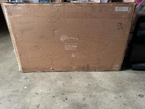 SAMSUNG QN75LST7TA The Terrace 75" Outdoor-Optimized QLED 4K UHD Smart TV 