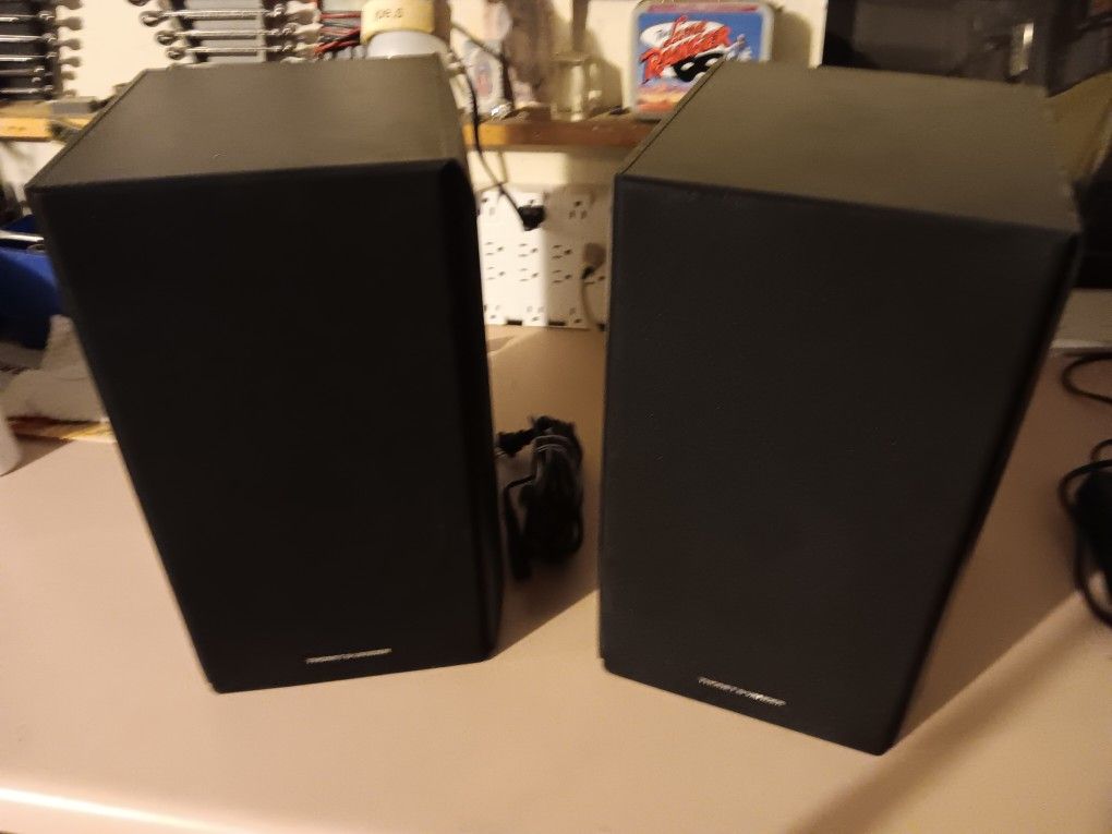 Bluetooth Speakers New Condition Great Sound $80 Firm