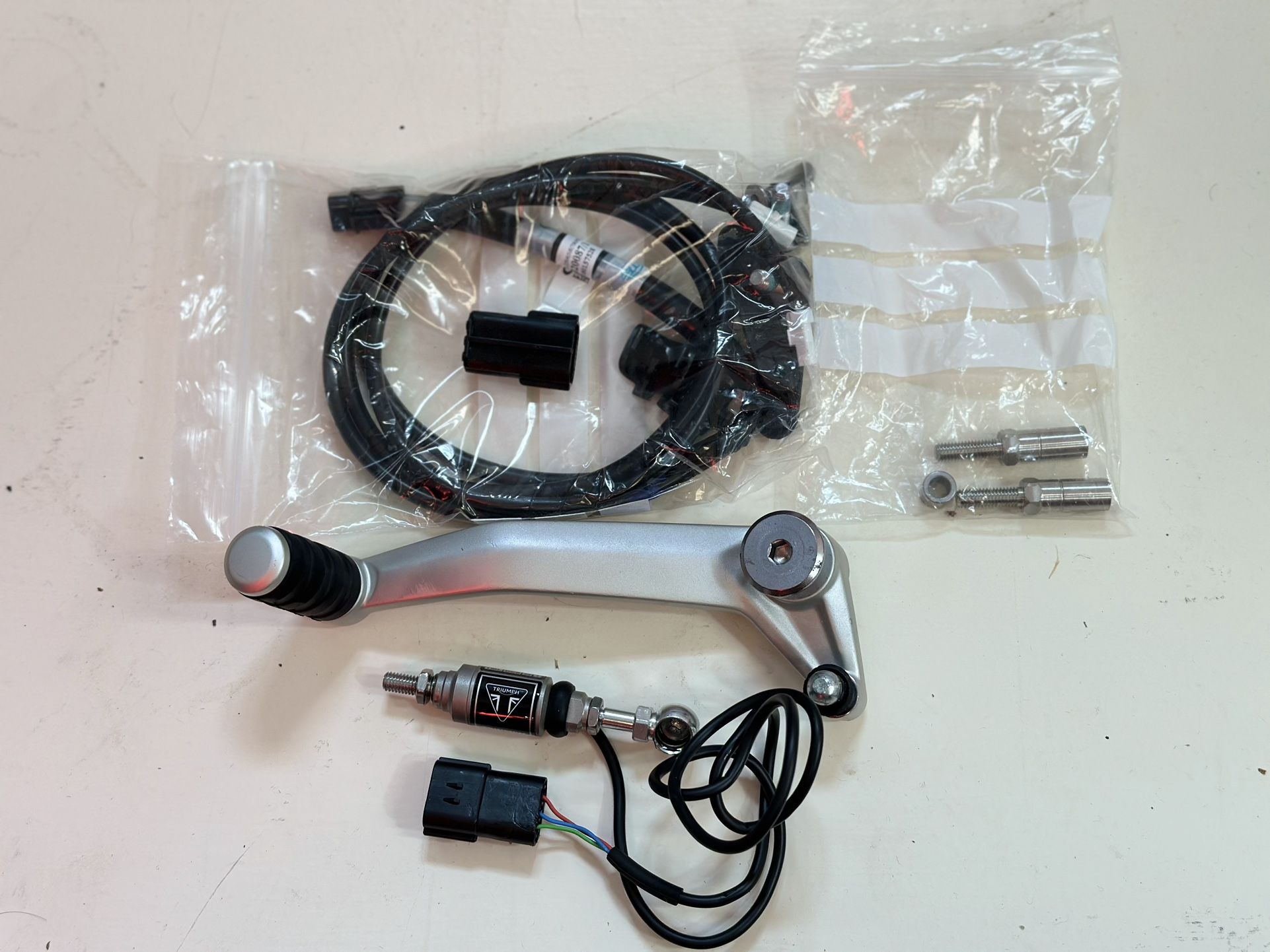 2020-2023 Triumph Rocket 3 R Quick shifter Kit With Lever