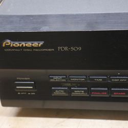 Pioneer PDR-509 Compact Disc Digital Recorder USED. TESTED. IN A GOOD WORKING ORDER.
