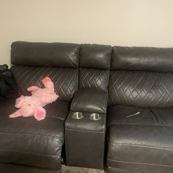 Couch(Ashley Brand)with a Recliner 6 Piece 