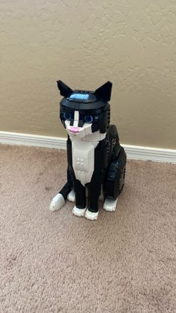 Lego Tuxedo Cat Fully Assembled #21439 Adjustable Cat