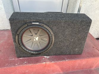Kicker compR speaker
