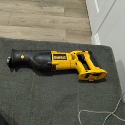 DeWalt Saw Zall 