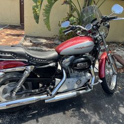 2004 Harley Davidson Sportster XL883