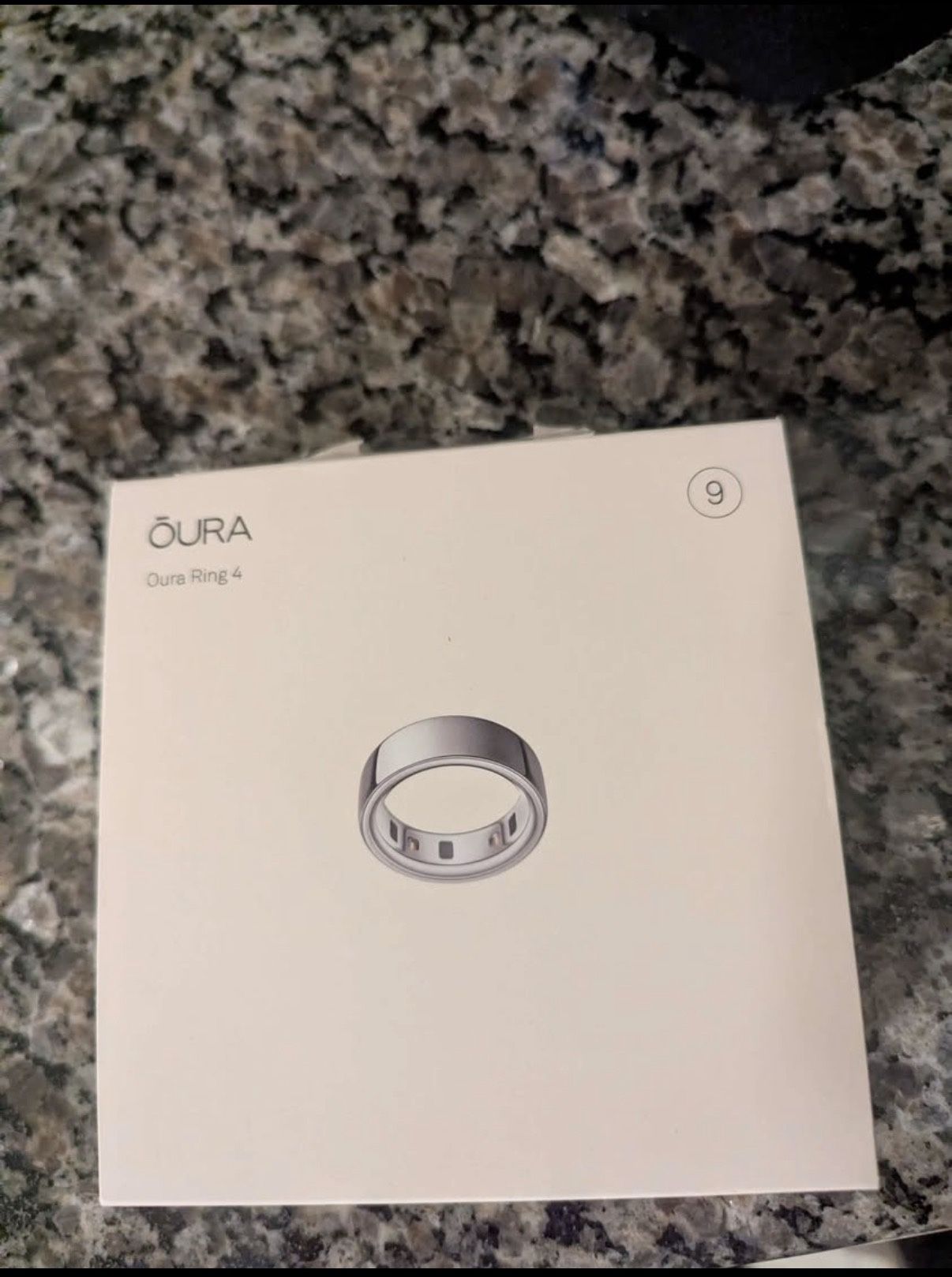 Oura Ring 4 Silver (New)