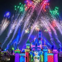 2- Disneyland Park Or California Adventure 