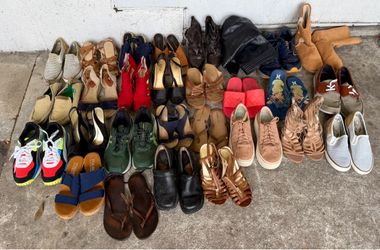 28 Pairs Men’s & Women’s Shoes – Sneakers, Boots, Heels & Sandals – Entire Lot