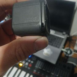 GO Pro Hero 4 Session w/64gb SD card, 128 GB flash Drive