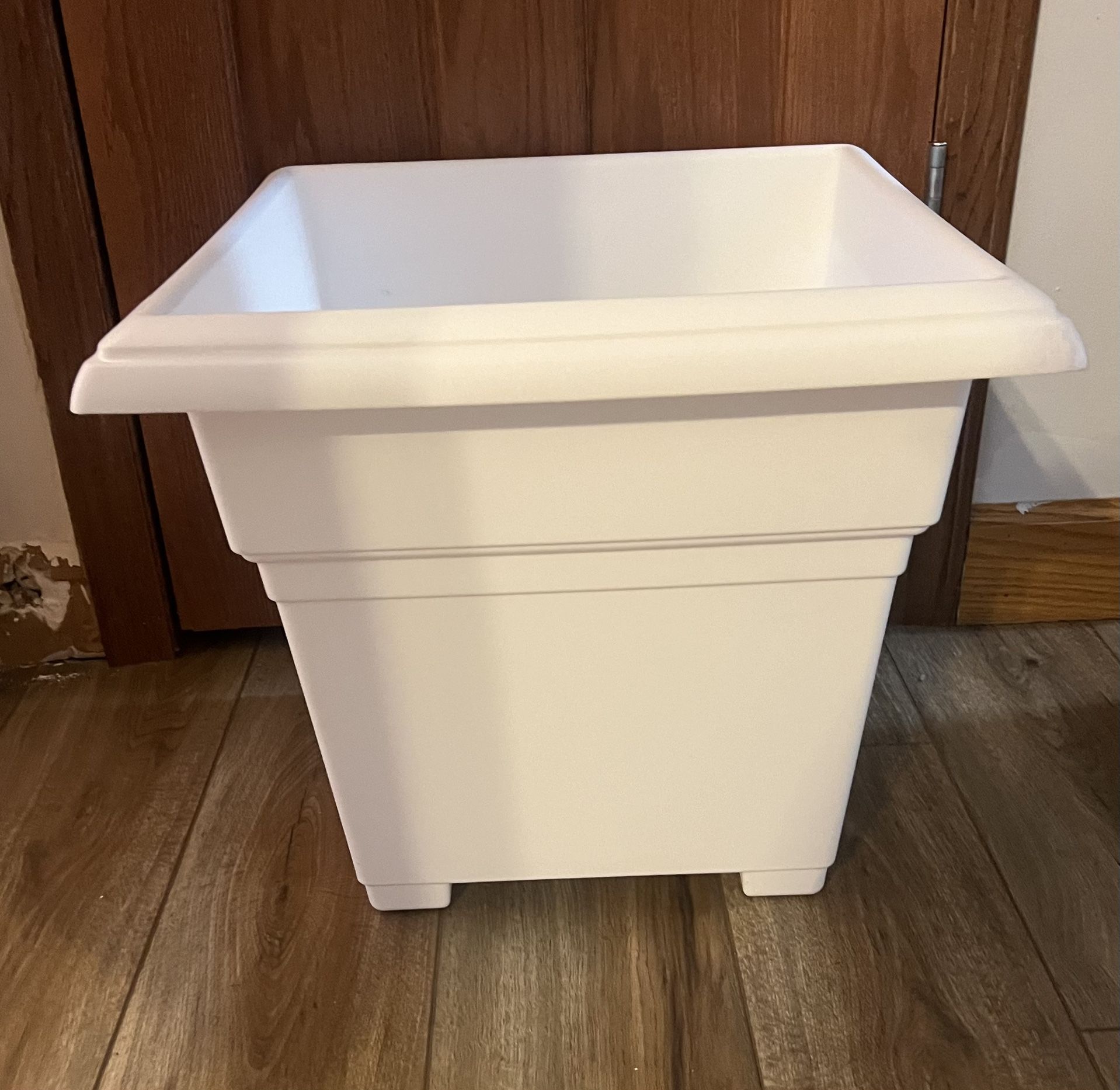 Plastic Flower Pot