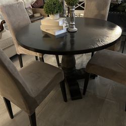 Beautiful Dining Room Set