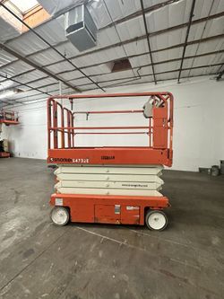Snorkel S4732E Scissor Lift For Sale 